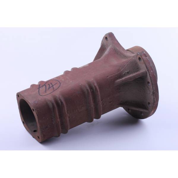 Корпус правої півосі заднього мосту Jinma 200/204/240/244 - 8214